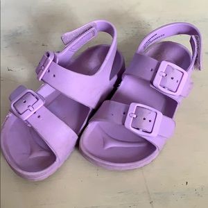 Little Girls Purple Birkenstock Cat & Jack Sandals